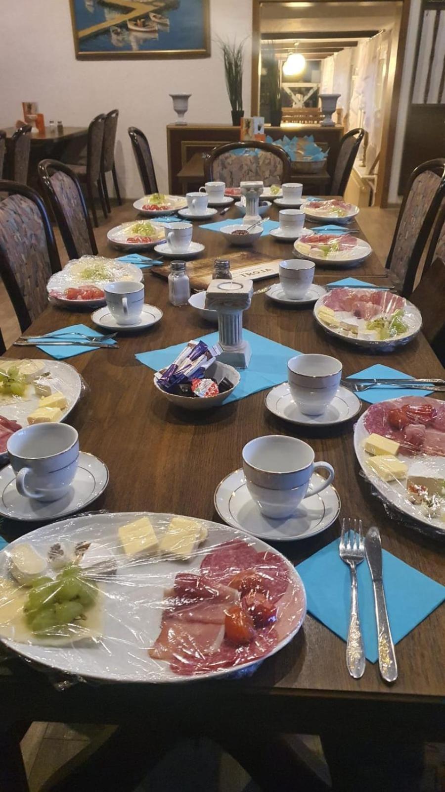 Motel Zur Festwiese Gierstadt Экстерьер фото