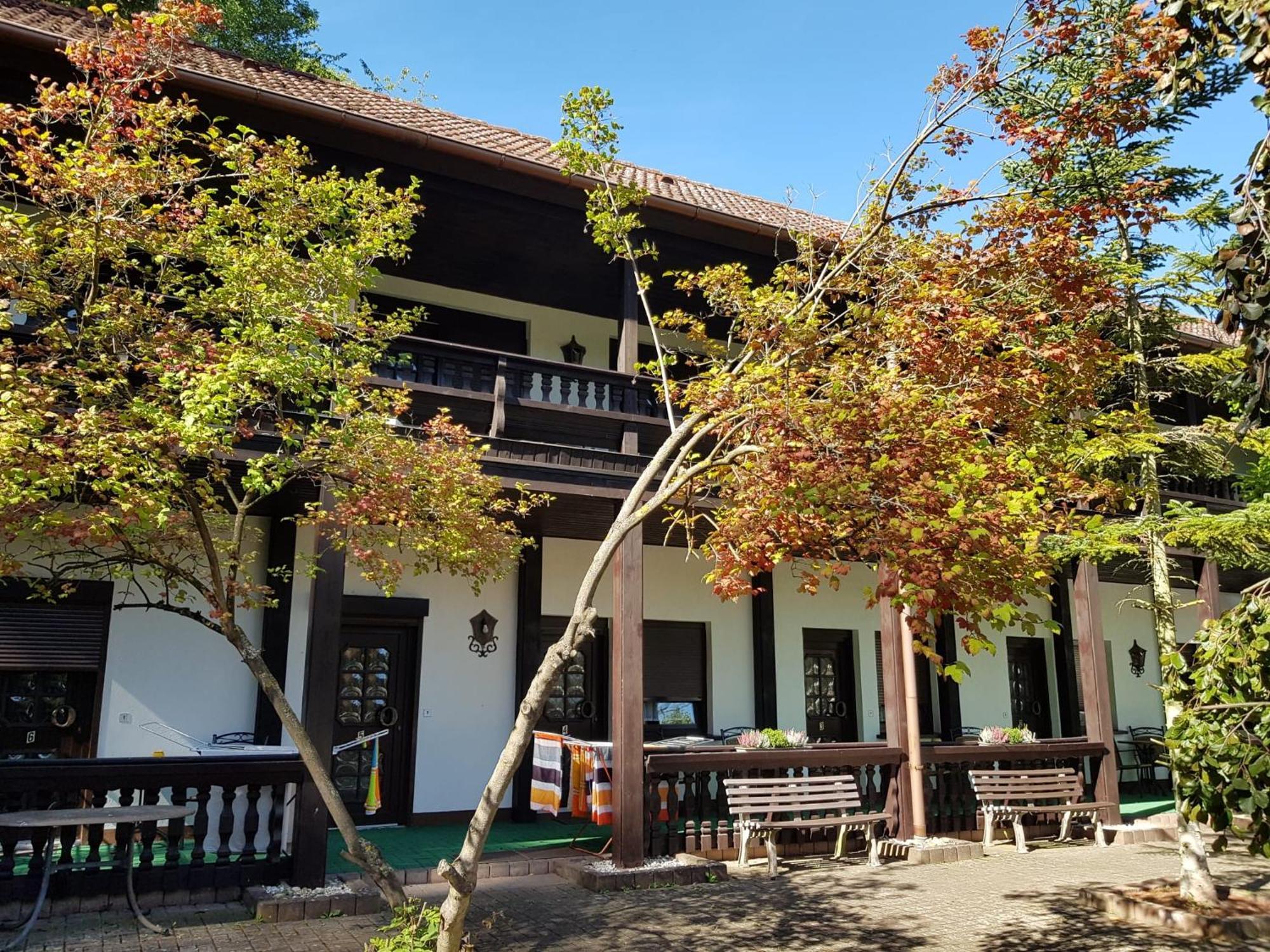 Motel Zur Festwiese Gierstadt Экстерьер фото