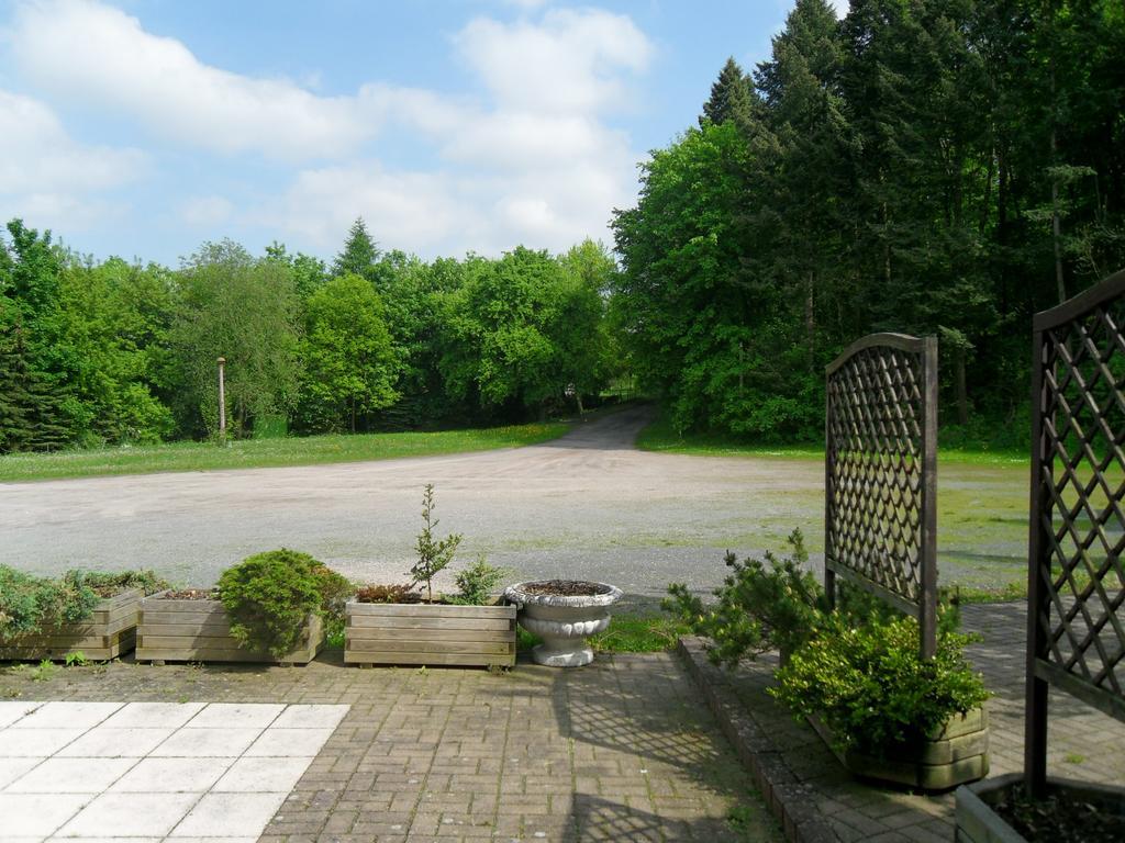 Motel Zur Festwiese Gierstadt Экстерьер фото
