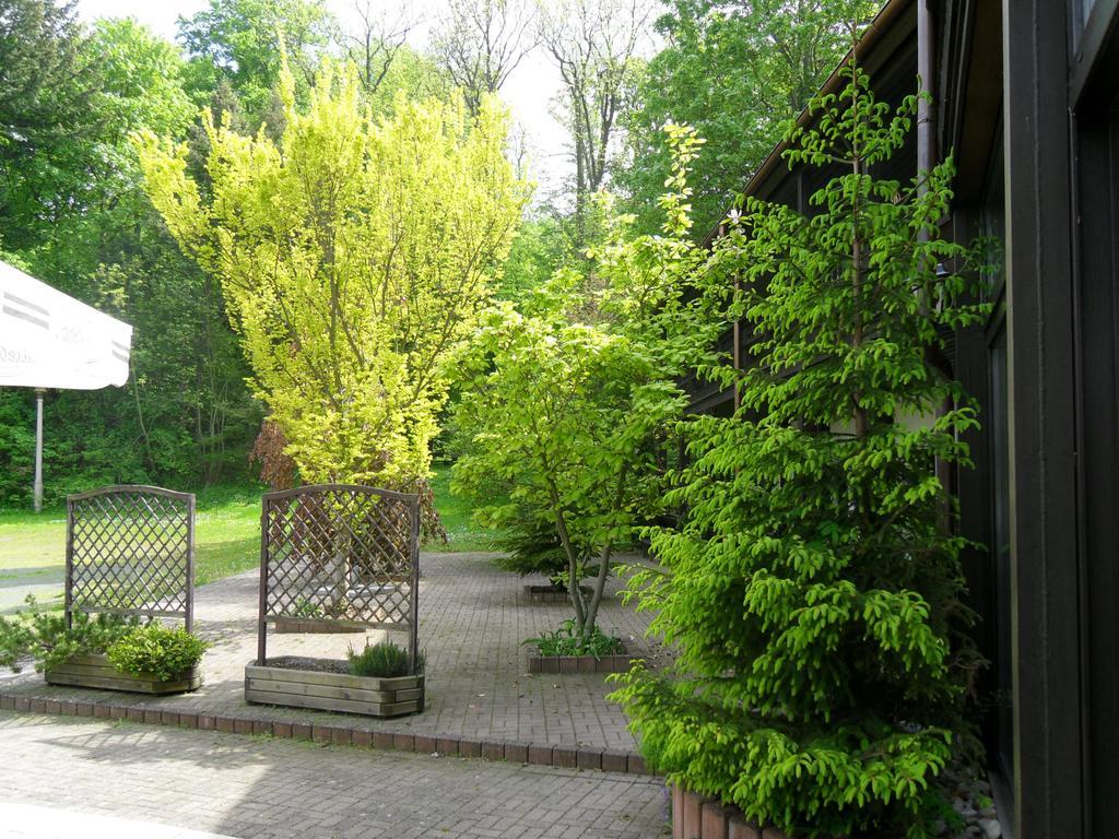 Motel Zur Festwiese Gierstadt Экстерьер фото