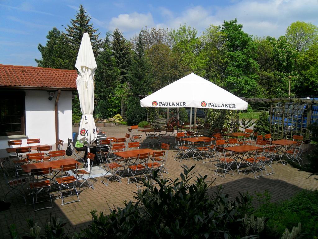 Motel Zur Festwiese Gierstadt Экстерьер фото