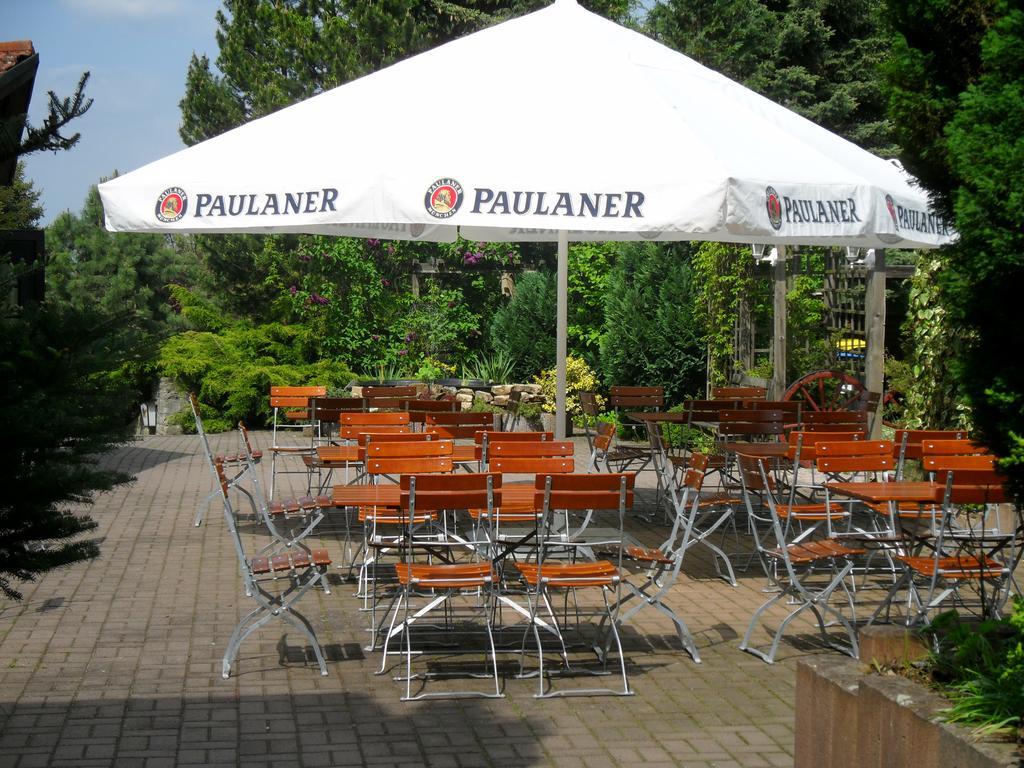 Motel Zur Festwiese Gierstadt Экстерьер фото