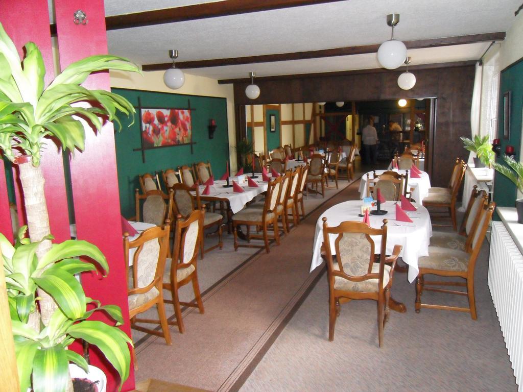 Motel Zur Festwiese Gierstadt Экстерьер фото
