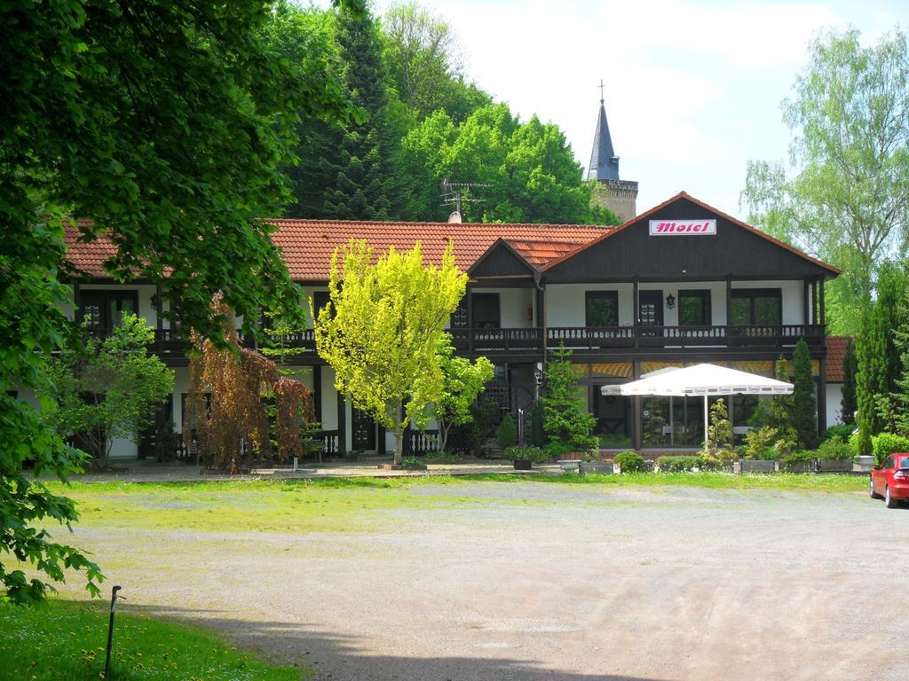 Motel Zur Festwiese Gierstadt Экстерьер фото
